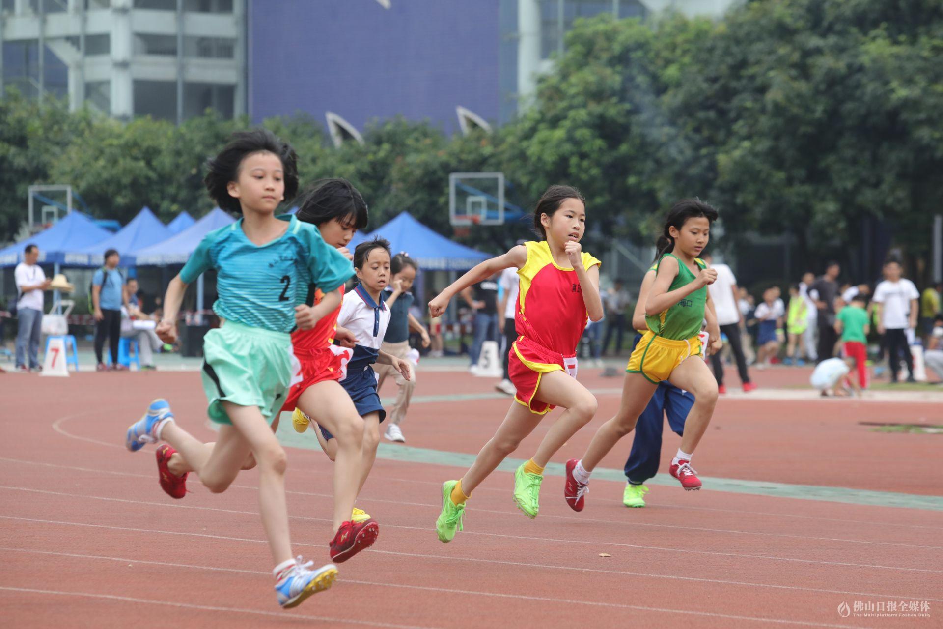 小学生赛事引入电子计时禅城区小学生田径比赛今举行