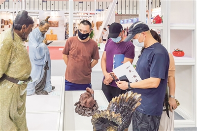 64件石湾陶塑精品亮相中国工艺美术博览会