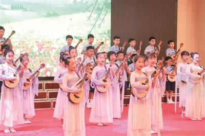禅城祖庙街道两所学校、一家幼儿园授牌成立曲艺培训基地