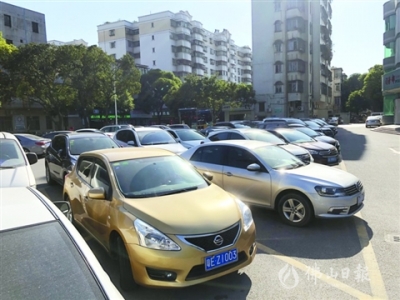 高明中心城區(qū)停車位本周五收費 6月底前有繳費八五折優(yōu)惠