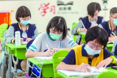 厲害了！佛山今年至少29名學(xué)霸被清華北大錄??！