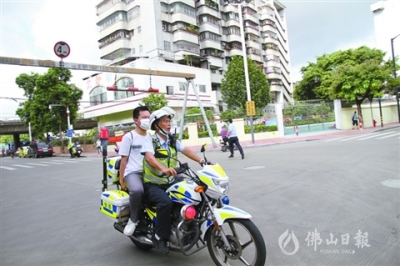 高考首日，佛山鐵騎護送助考生趕考 開通24小時服務(wù)熱線