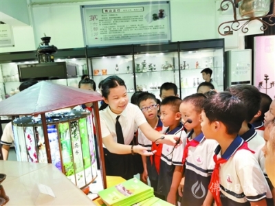 禪城一座古燈博物館帶來的神奇改變