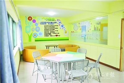 高明中小學(xué)校心理健康教育三年行動見成效