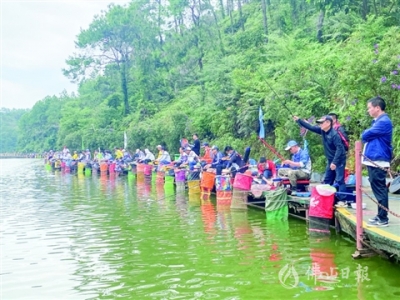 好山水引人來 釣出自然“娛”生活