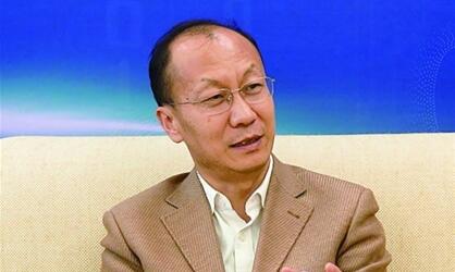 高端訪談|何寶宏：數(shù)字時(shí)代來(lái)臨 制造業(yè)大市如何構(gòu)筑“戰(zhàn)略縱深”？