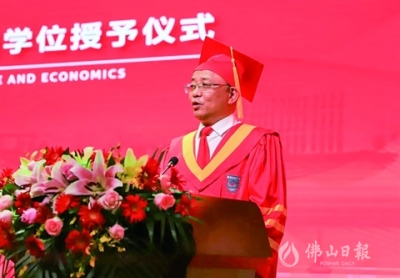 三水三所高校校長(zhǎng)深情寄語(yǔ)畢業(yè)生：敢于跳出舒適區(qū) 勤于探索勇?lián)?dāng)