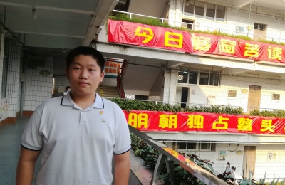 英語(yǔ)物理雙科滿分！禪城汾江中學(xué)呂鈺梁說(shuō)“意料之中”，這歸功于……>>