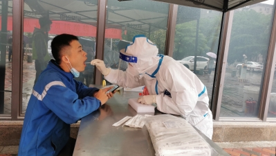 禪城面向快遞物流業(yè)從業(yè)人員開展免費核酸檢測