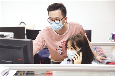 佛山日報記者直擊禪城疾控人應急輪值一夜