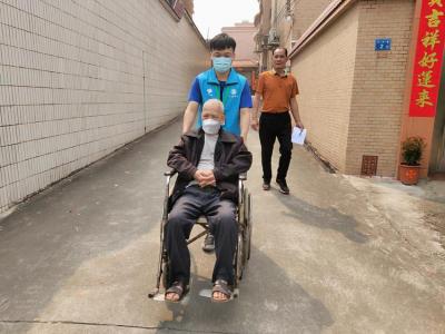 我市以“雙百社工”為基石，整合多方資源搭建服務平臺