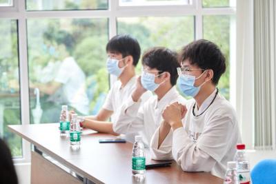 團市委表彰一批優(yōu)秀團組織和團員青年