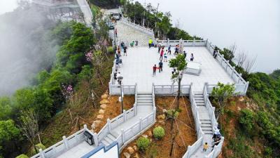 圖集 | 佛山市民就地過節(jié) 樂享“慢生活”