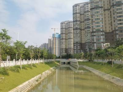 季華北路再添濱河休閑空間