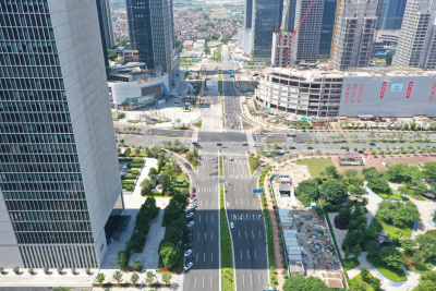 佛山新城文華南路全線通車