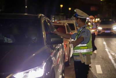 佛山公安開展禁毒專項(xiàng)整治統(tǒng)一行動(dòng)