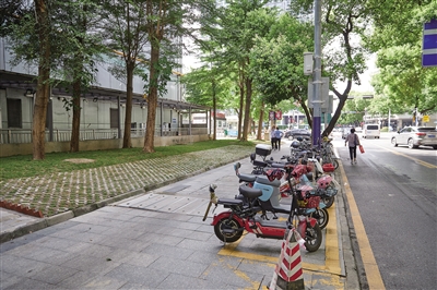 “雜亂臟”變“潔凈美” 居民看在眼里喜在心里