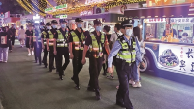 “夜經(jīng)濟(jì)護(hù)航隊(duì)”守護(hù)禪城平安“煙火氣”