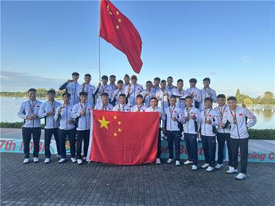 扬威世界龙舟锦标赛 佛山“双龙”成就大满贯