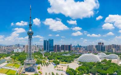 上半年省市重點(diǎn)項(xiàng)目完成投資超748億元