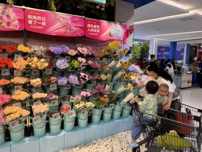 佛山商圈掀起“仪式感消费”热潮 