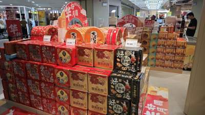 佛山月餅市場日漸紅火，價(jià)格“瘦身”趨勢明顯