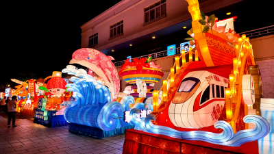 2025佛山秋色巡游彩車(chē)驚喜亮燈！規(guī)模超往年